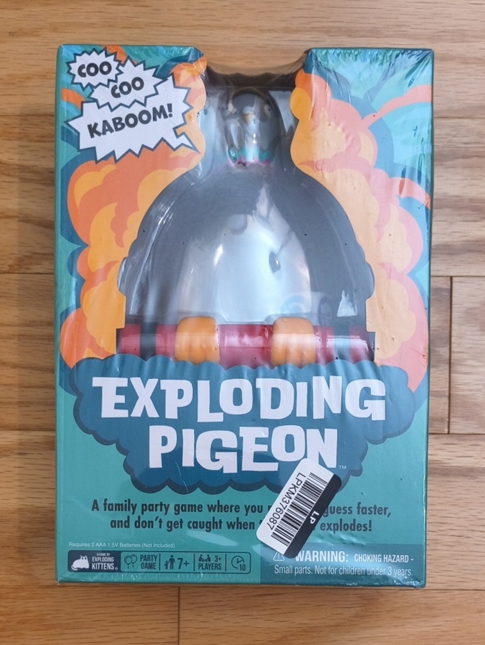 Exploding Kittens, Exploding Pigeon Party Game Ages 7+ NWT